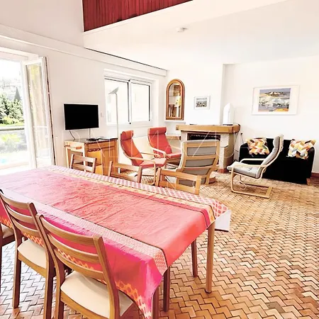 Avec Piscine, Jardin, Proche - Palmazur *