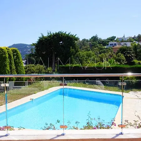 Avec Piscine, Jardin, Proche - Palmazur *